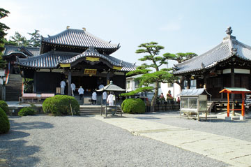 歴史と伝承にいざなわれて…香川県中部６カ寺めぐり